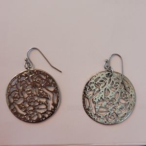 Kendra Scott - Madina round earrings